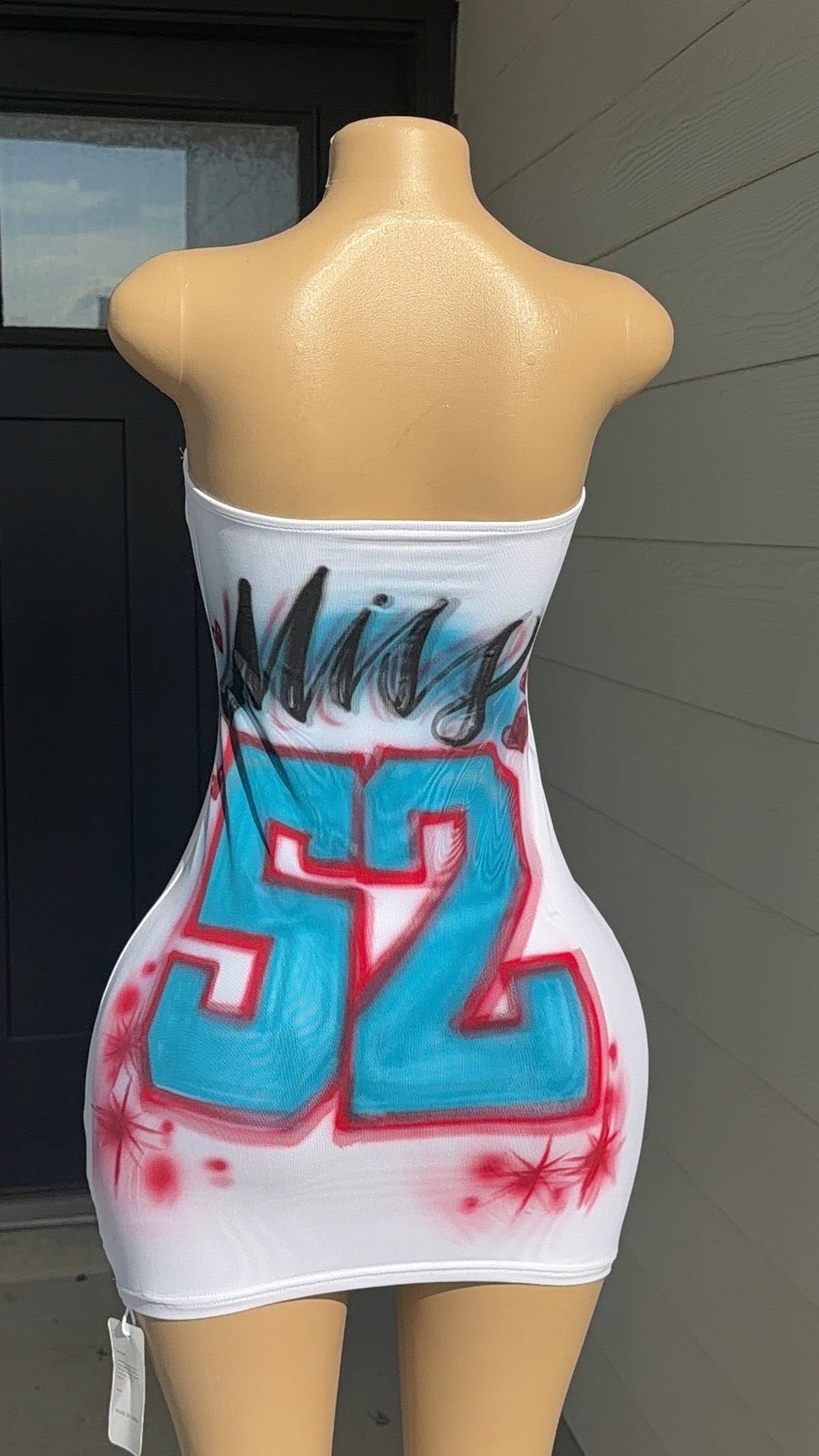 Airbrush portrait dress